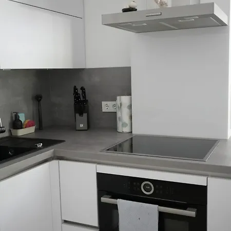 Apartamento Modernes 2-zimmer Mit Balkon