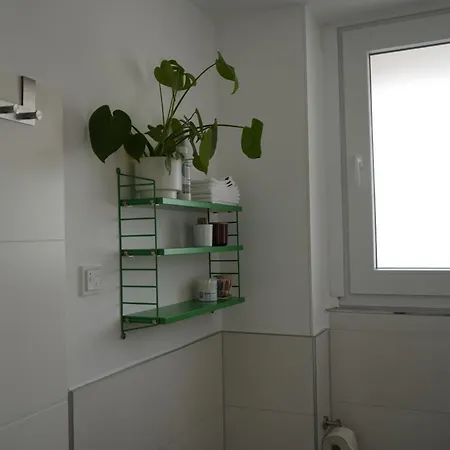 Apartamento Modernes 2-zimmer Mit Balkon